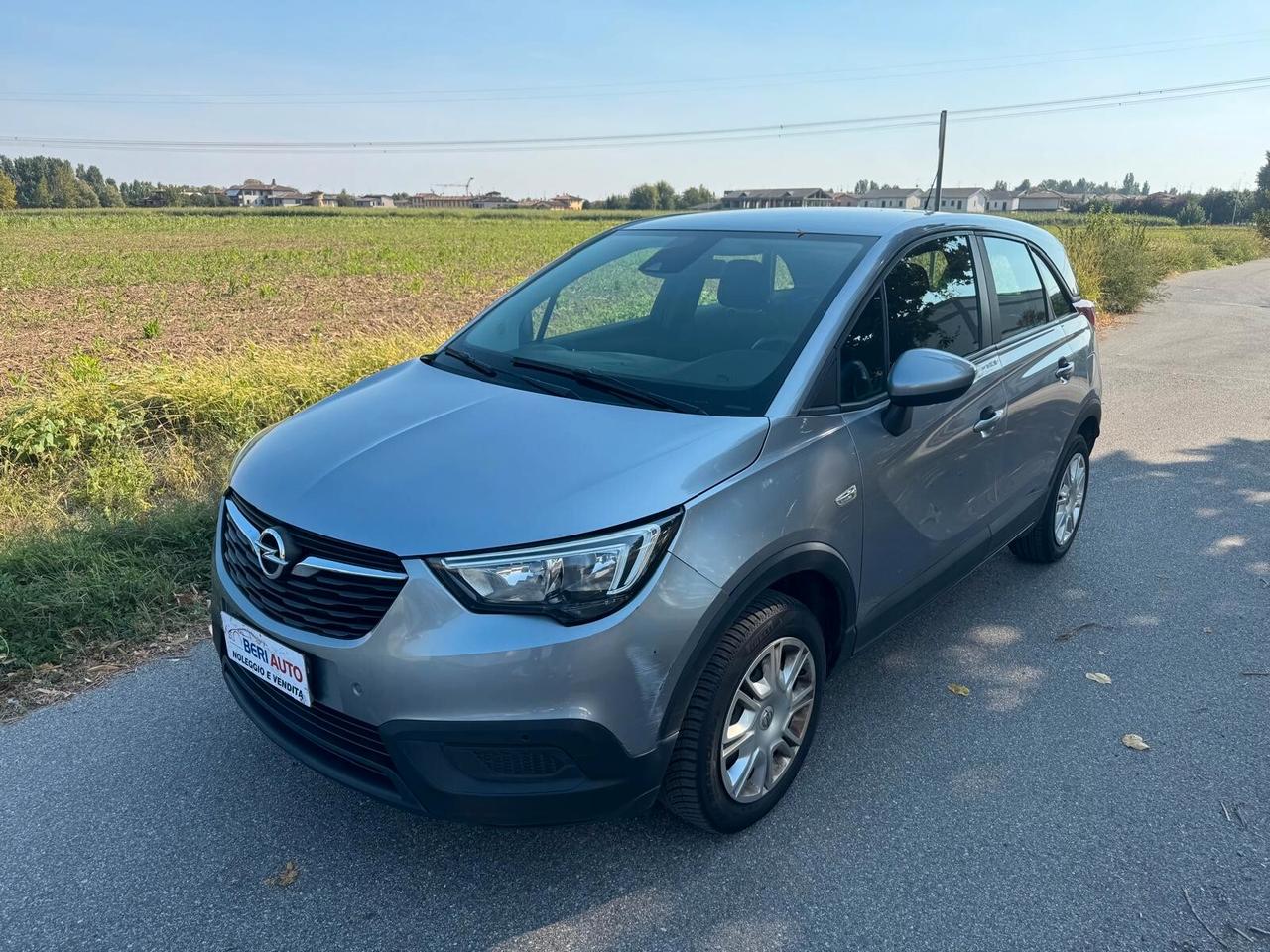 Opel Crossland X adatta neopatentati