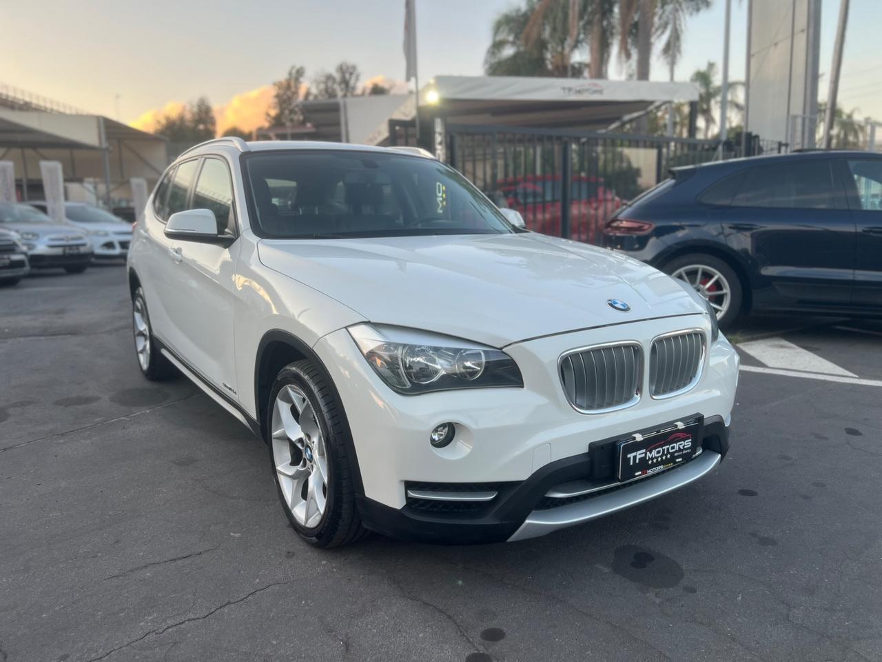 BMW X1 sDrive18d X Line - 12/2013