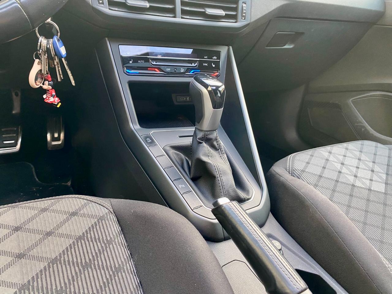 Volkswagen Taigo 1.0 tsi R-Line 110cv dsg UNICO PROPRIETARIO