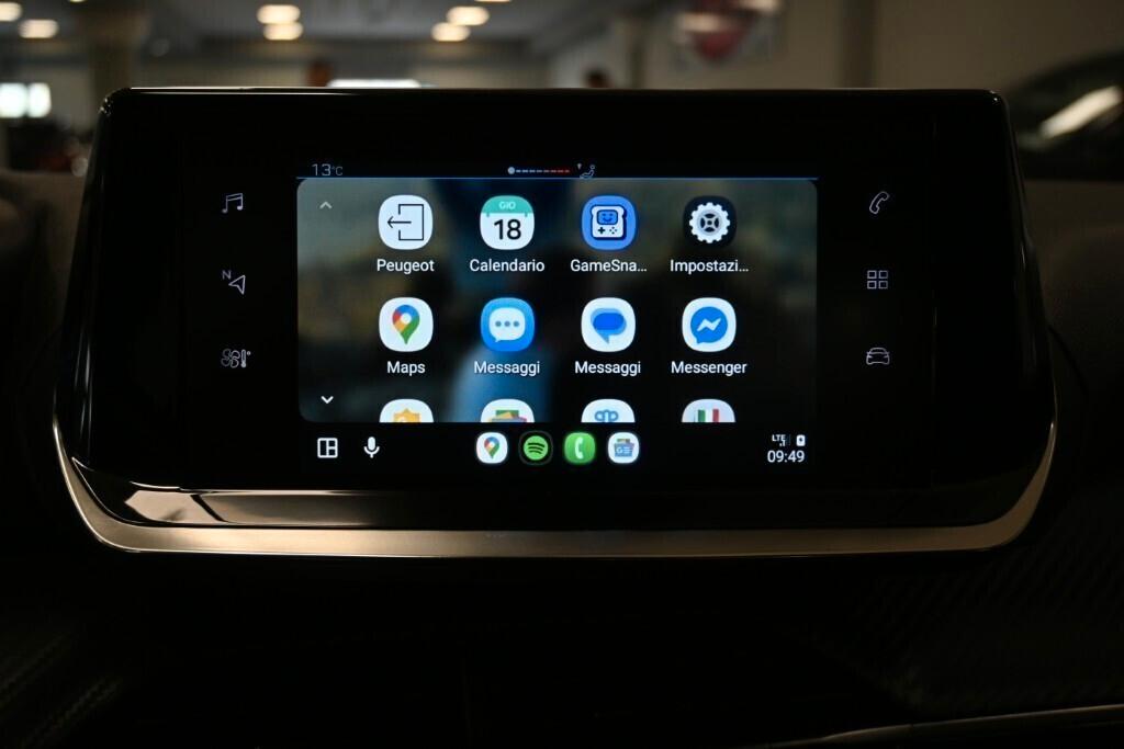 PEUGEOT 2008 1.2 PURETECH 100CV 6M. SeS ACTIVE PACK ( NAVI - MIRROR - CRUISE - SENSORI POST. )