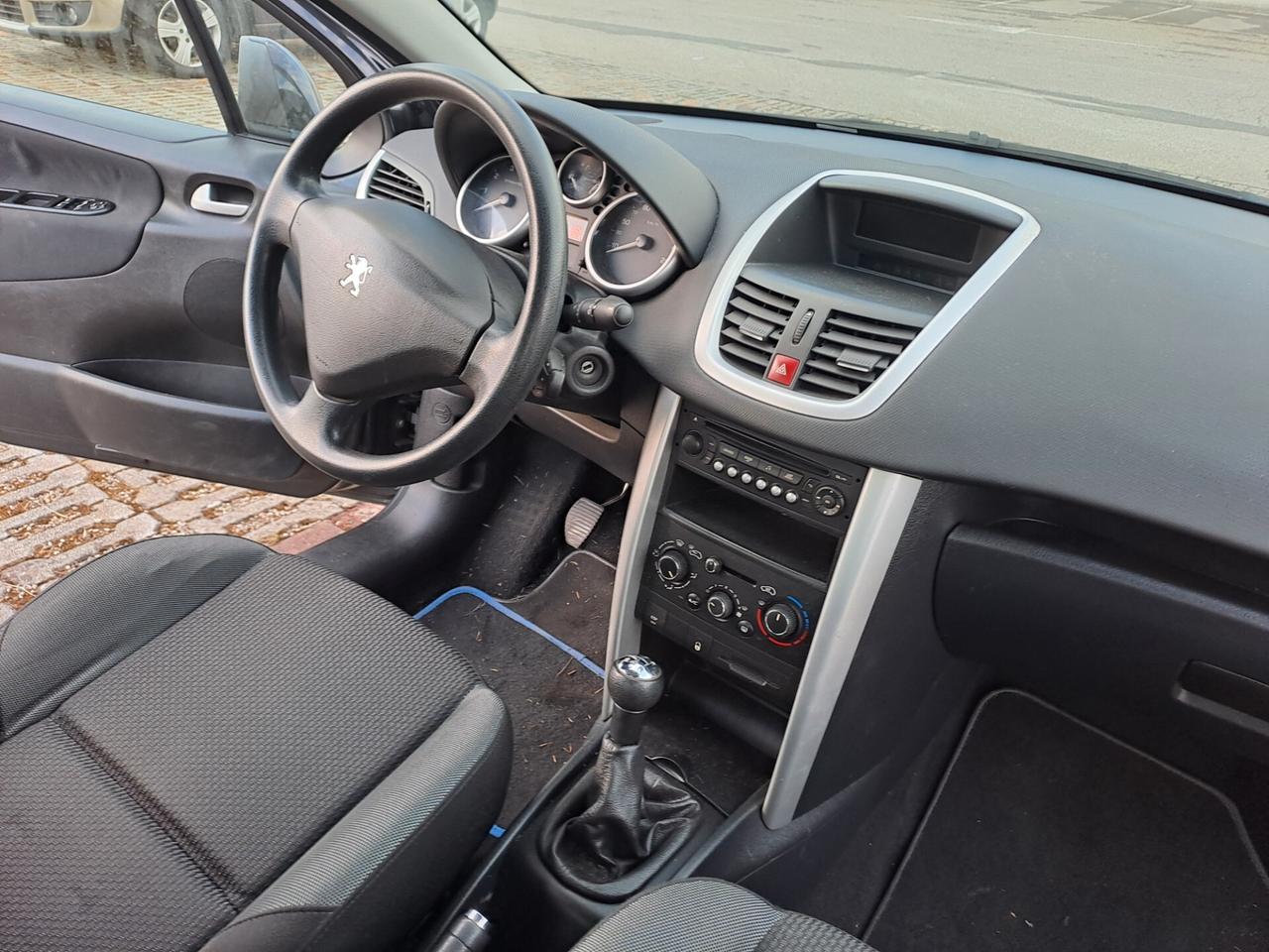 Peugeot 207 Plus 1.4 8V 75CV 5p. ECO GPL OK NEOPATENTATI