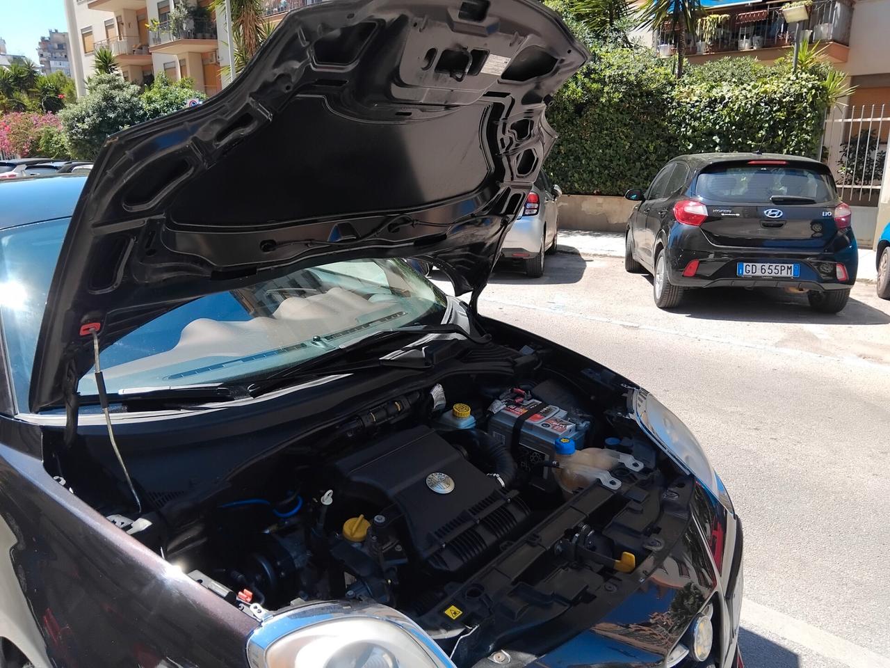 ALFA ROMEO MITO 1.4 CLIMA SENZA UN GRAFFIO