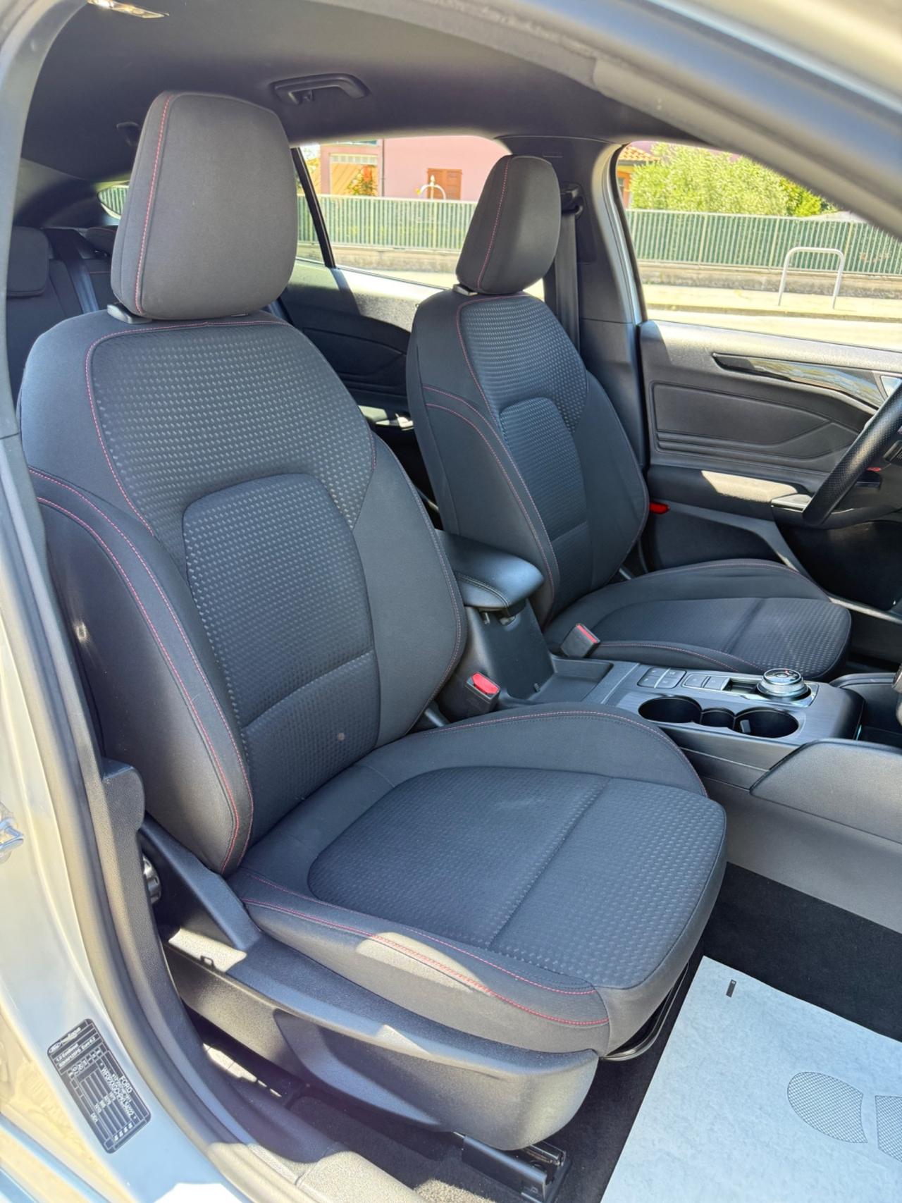 Ford Focus 1.0 EcoBoost 125 CV automatico SW ST-Line Co-Pilot