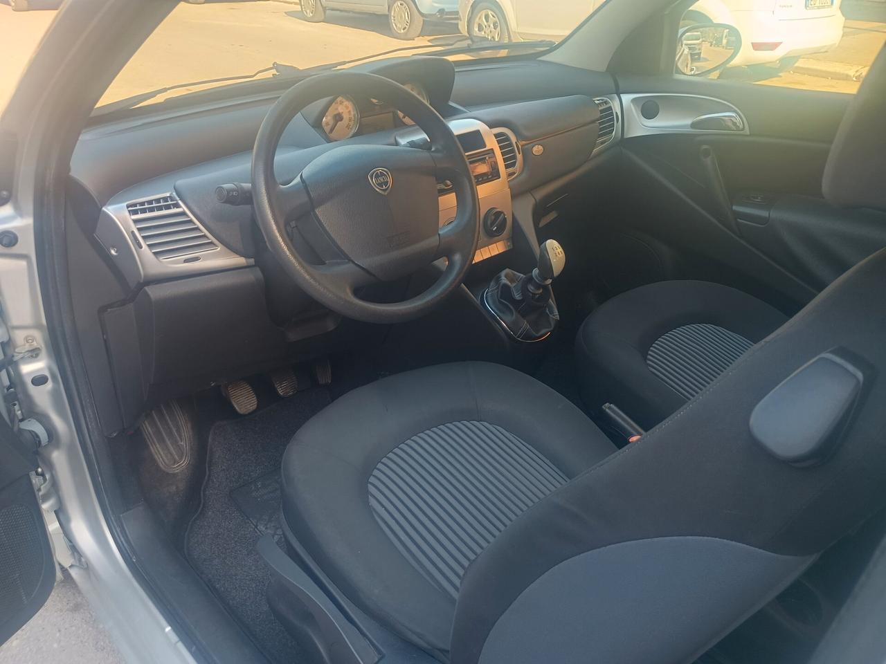 Lancia Ypsilon 1.2 Oro