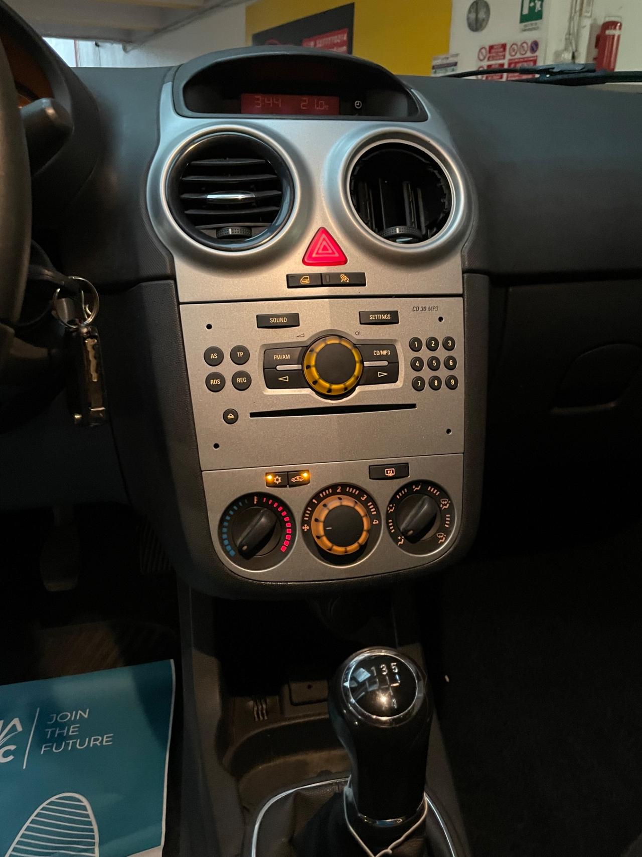 Opel Corsa 1.2 Neopatentati Euro 5