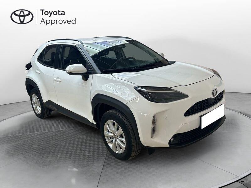 Toyota Yaris Cross 1.5h Active fwd 115 CV e-cvt