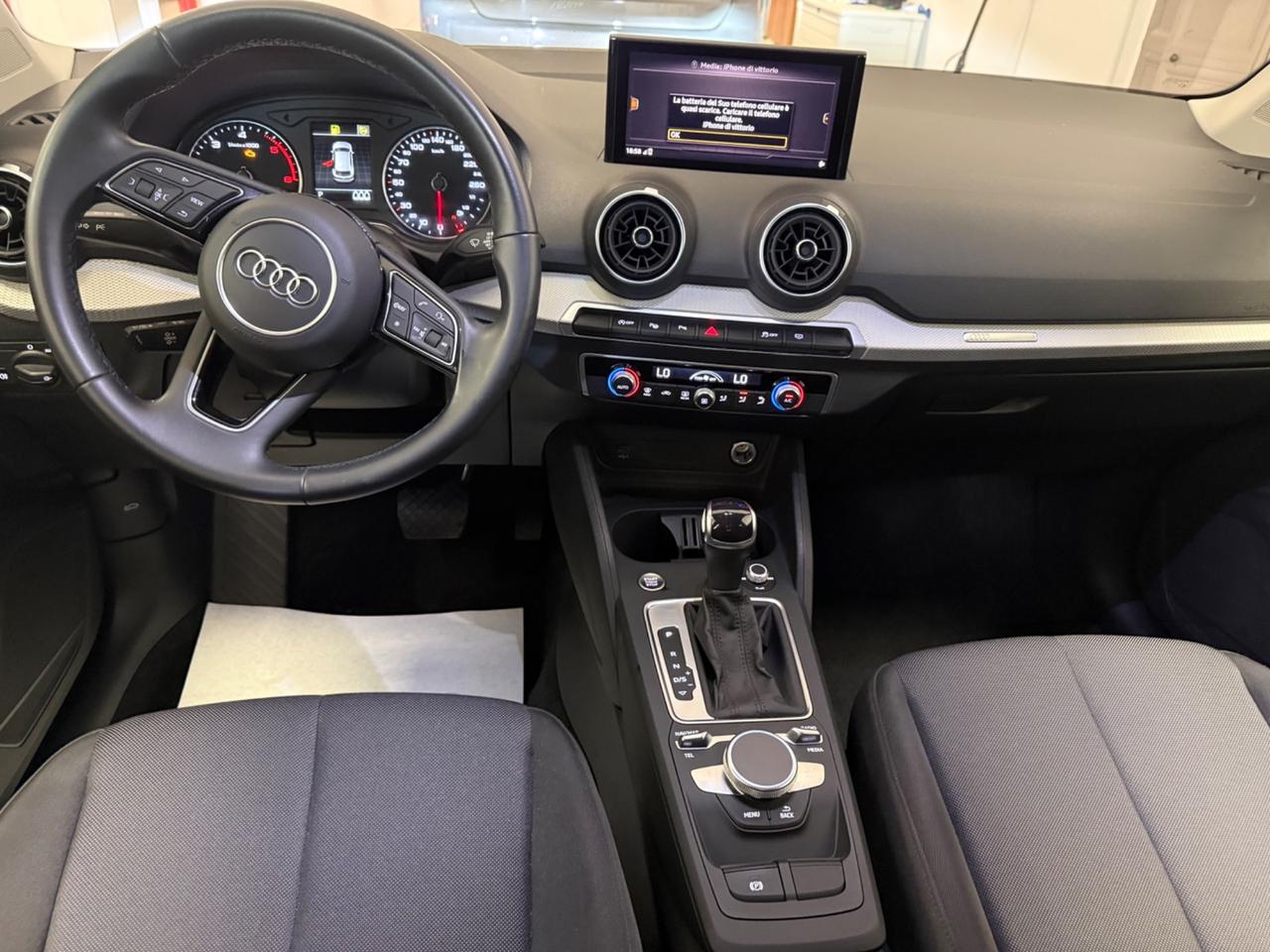 Audi Q2 30 TDI Business