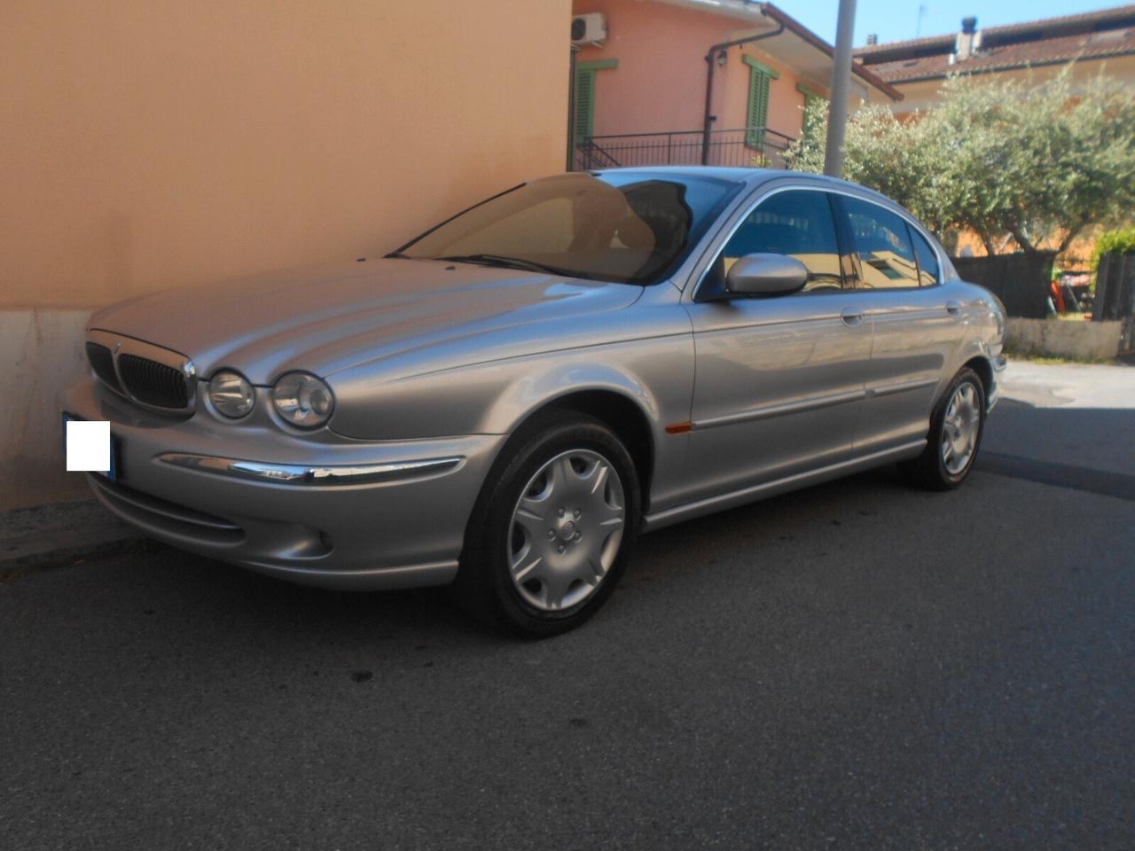 JAGUAR X TYPE