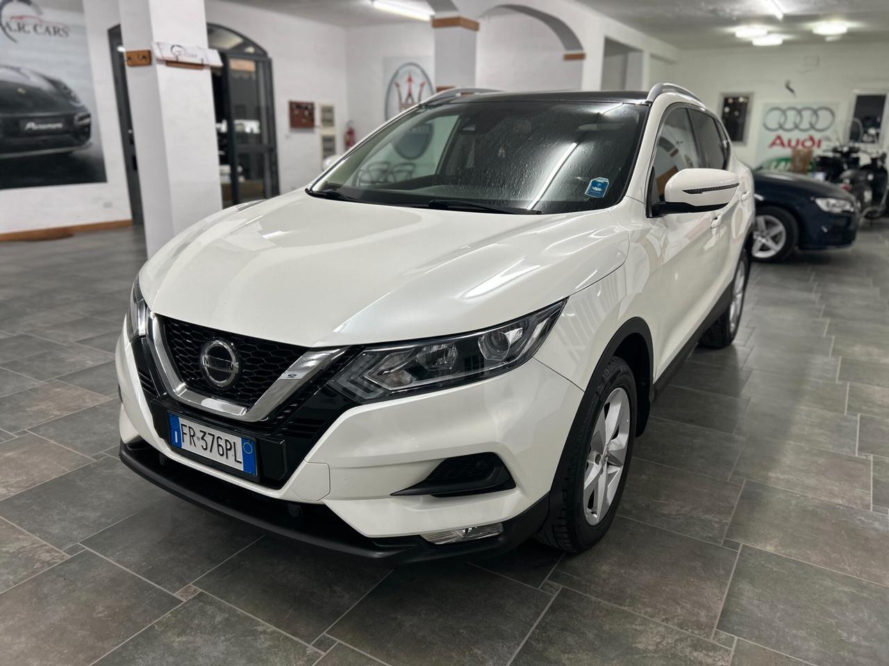 Nissan Qashqai 1.5 dCi N-Connecta - 06/2018