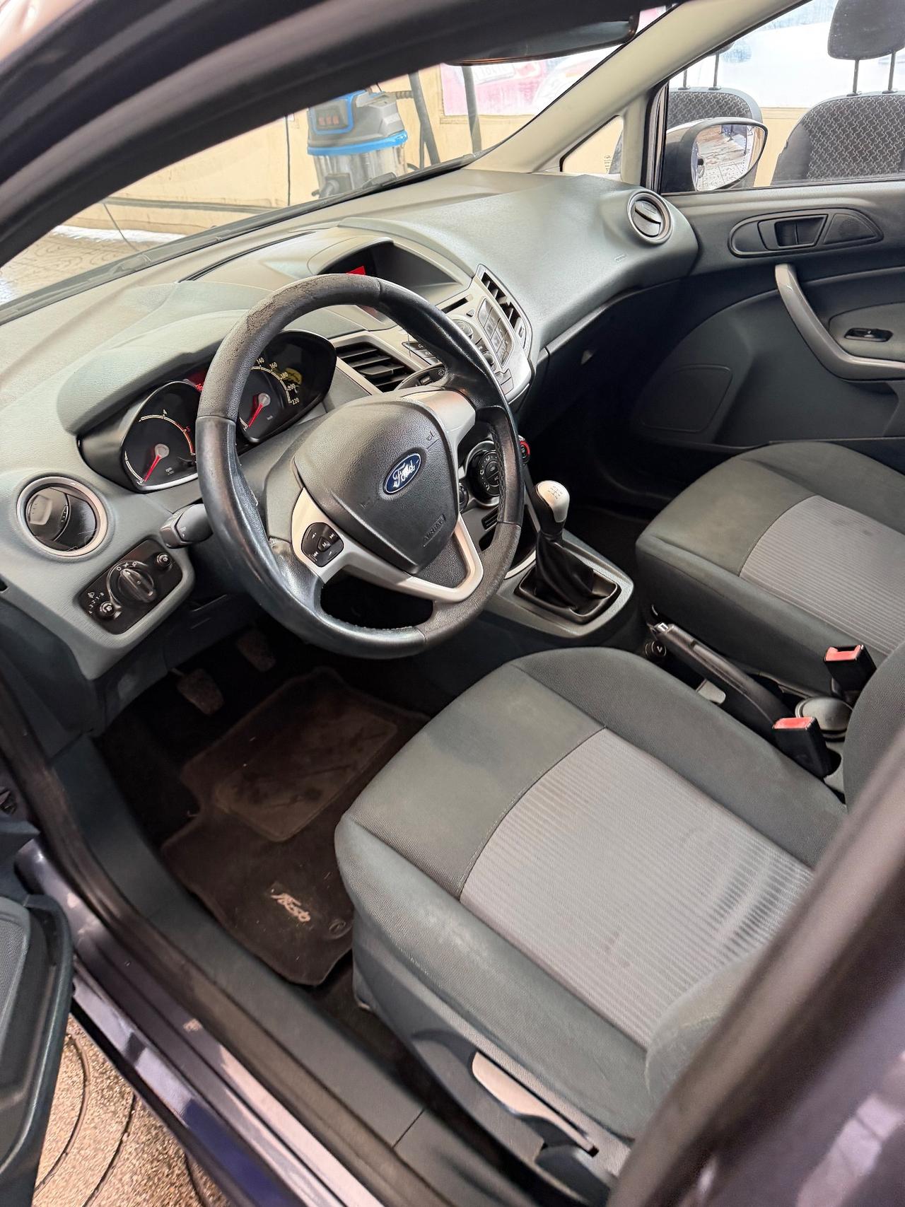 Ford Fiesta 1.6 TDCi 95 CV 5p. Titanium