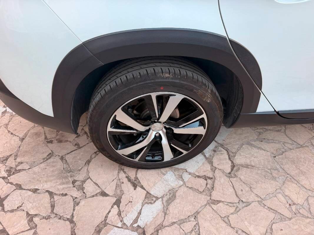Peugeot 2008 1.6 bluehdi Allure 100cv my16