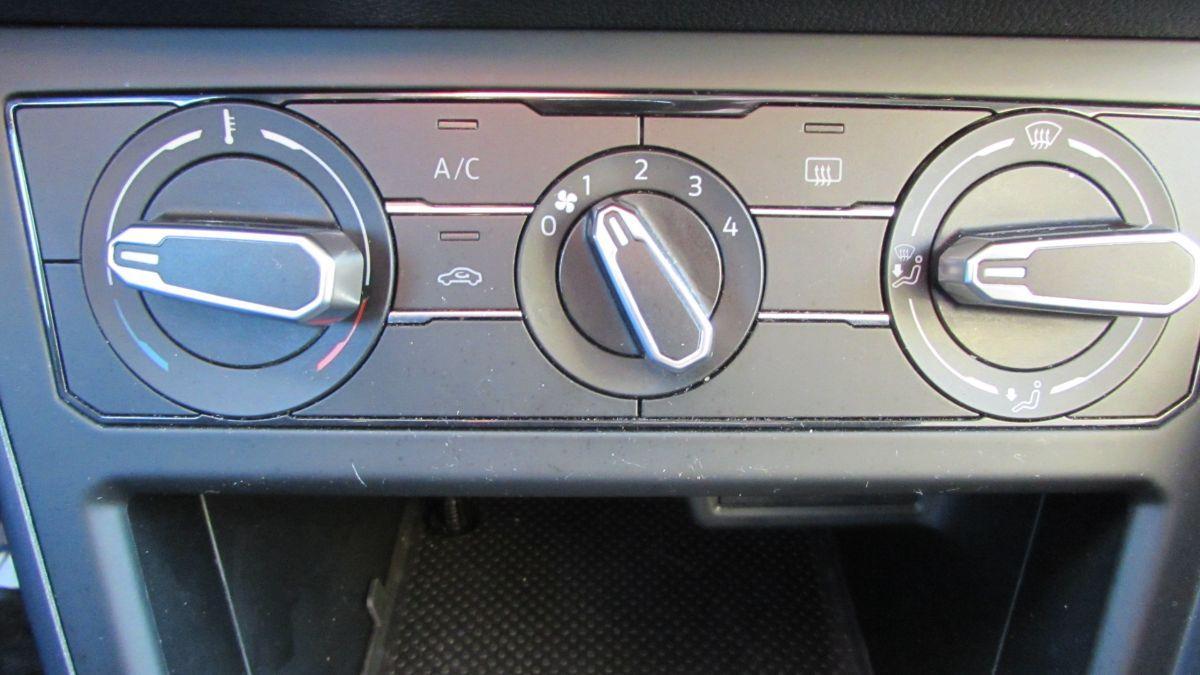 VOLKSWAGEN - Polo - 1.0 EVO Life