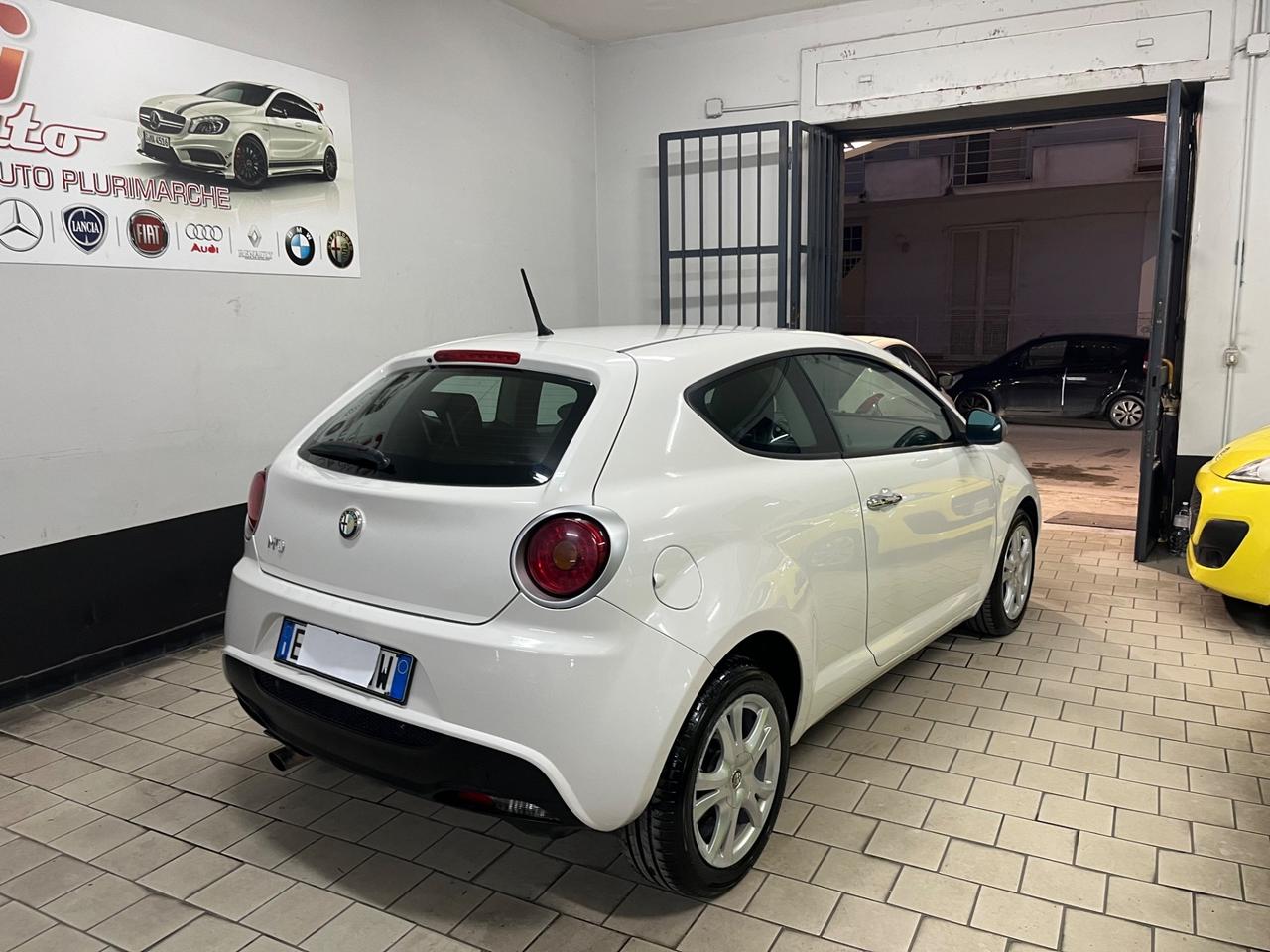 Alfa Romeo MiTo 1.4 M.air S&S Distinctive 2012