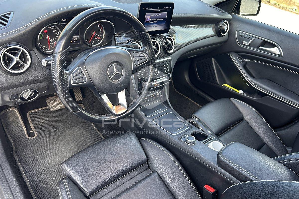 MERCEDES GLA 200 d Automatic Premium