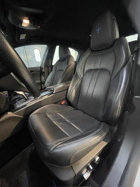 Maserati Ghibli L4 330 CV MHEV Gransport