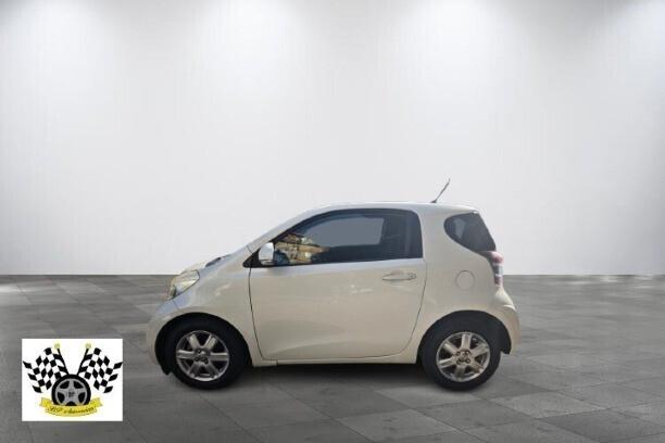 Toyota iQ 1.0