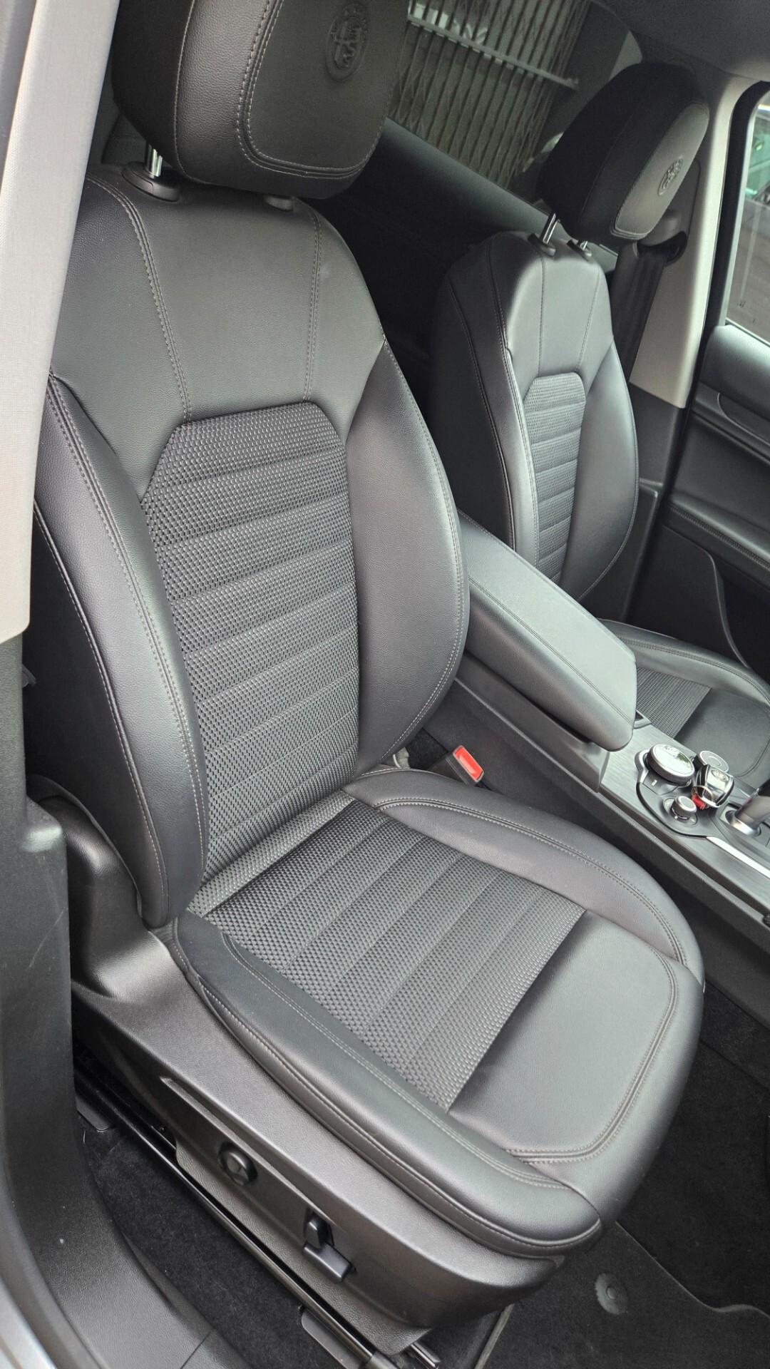 Alfa Romeo Stelvio 2.2 Turbodiesel 210 CV AT8 Q4 Executive