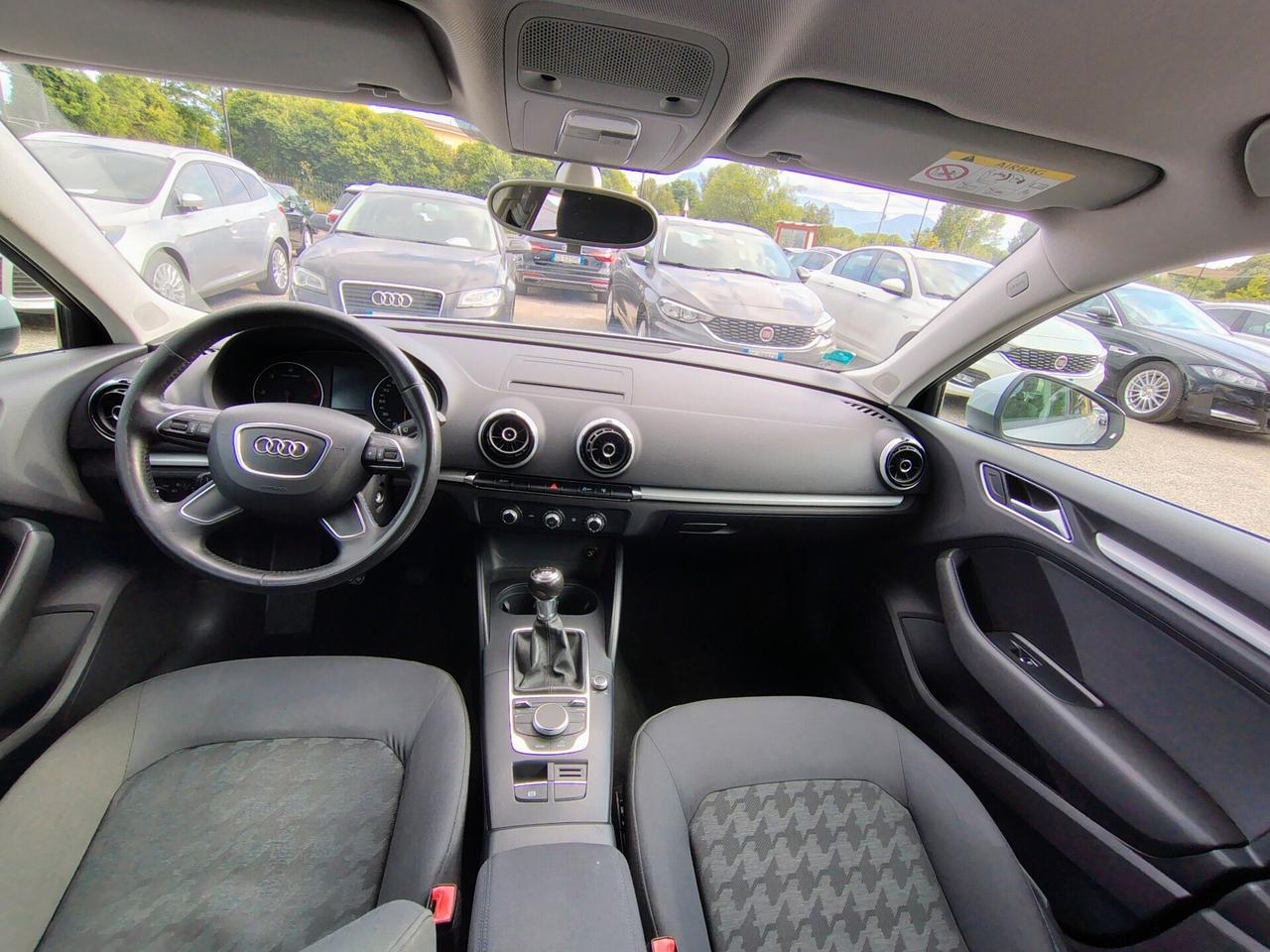 Audi A3 SPB 1.6 TDI clean diesel Ambition