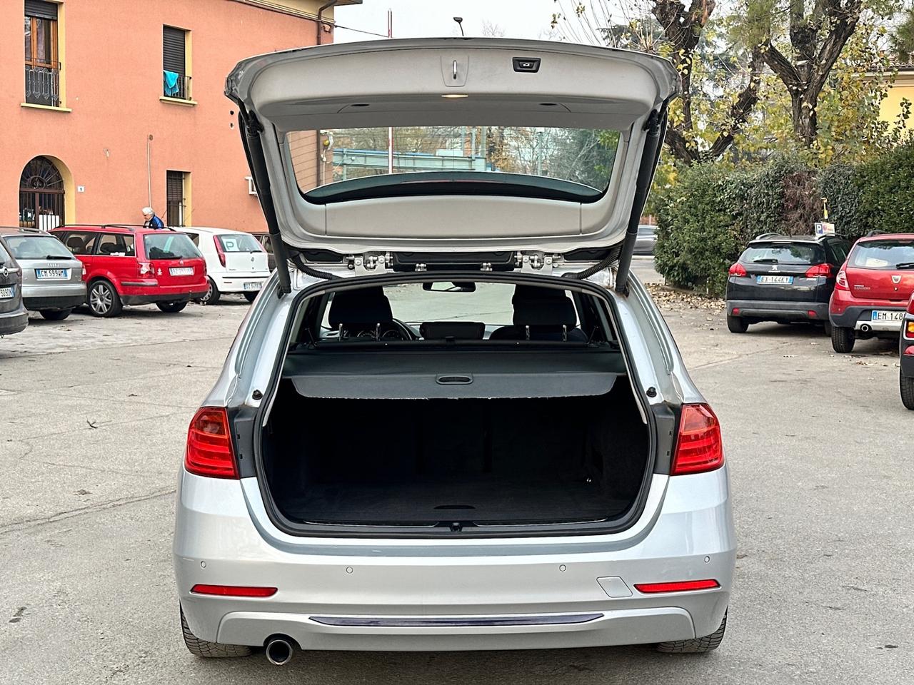 Bmw 316 316d Touring Sport automatico