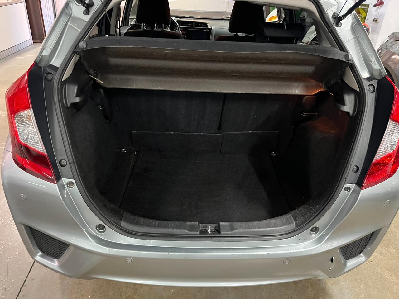 Honda Jazz 1.3 euro 6, 5 porte, 5 posti!