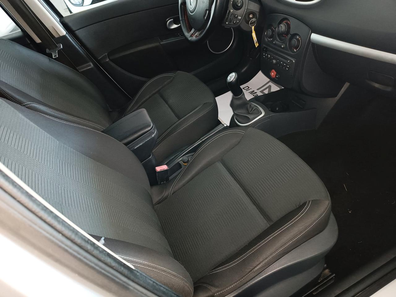 Renault Clio 1.2 16V 5 porte Confort