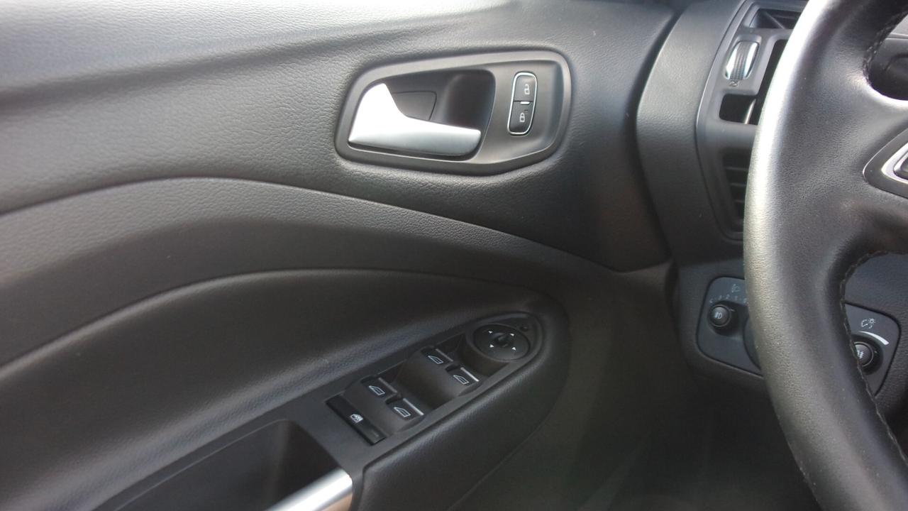 Ford Kuga 2.0 TDCI 120 CV S&S 2WD Business