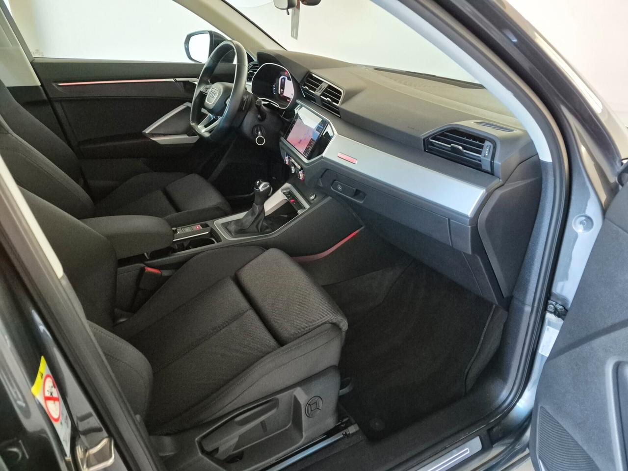 Audi Q3 SPORTBACK 35 TDI S LINE S-TRONIC IDENTITY BLACK LED NAVI CARPLAY WIRELESS C.19" 1 PROPRIETARIO