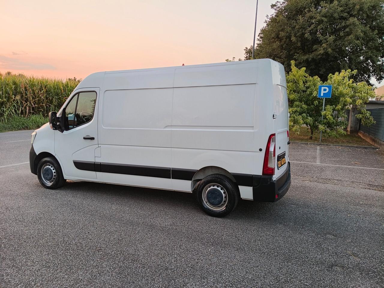 Renault Master 2.3 dCi 135 Furgone