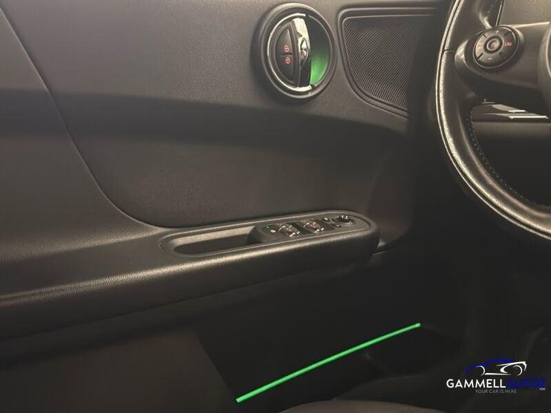 MINI Countryman One D