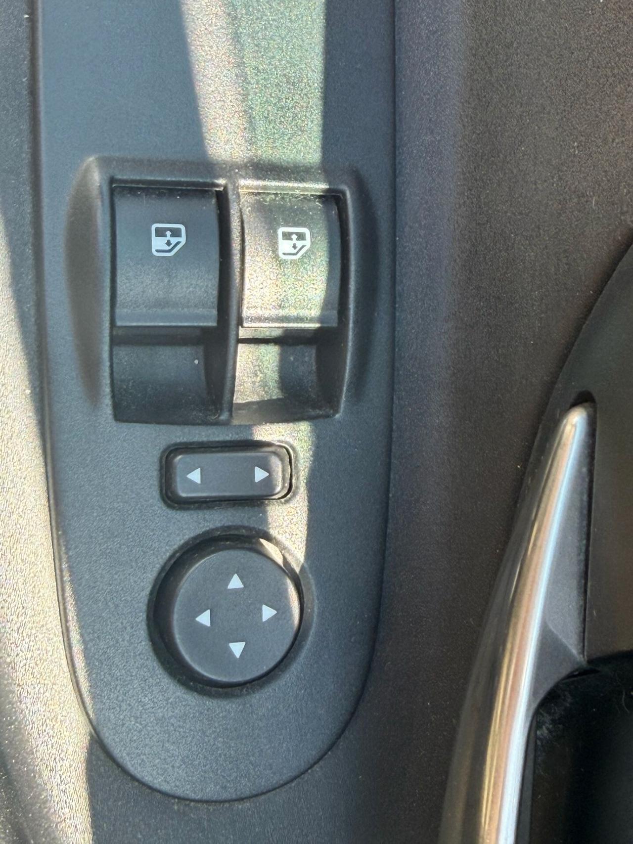 Lancia Ypsilon 1.0 FireFly 5 porte S&S Hybrid Ecochic Gold