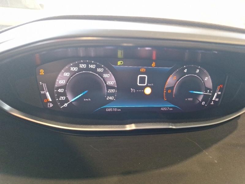 PEUGEOT 3008 BLUEHDI 130 SES ALLURE SUV