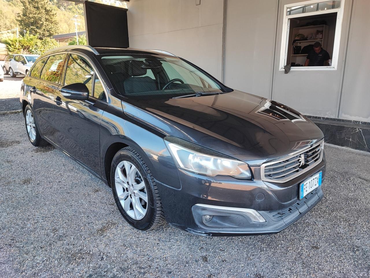 Peugeot 508 BlueHDi 120 EAT6 S&S SW Allure