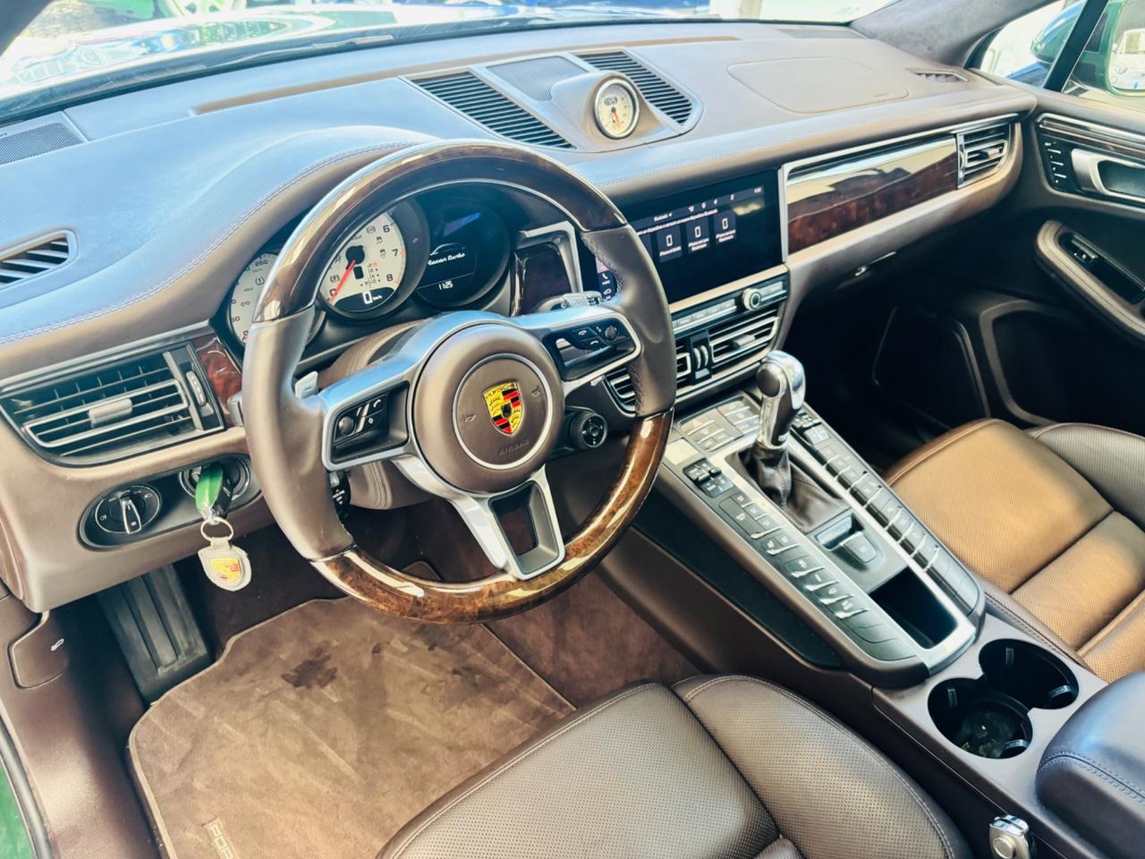 Porsche Macan 2.9 Turbo