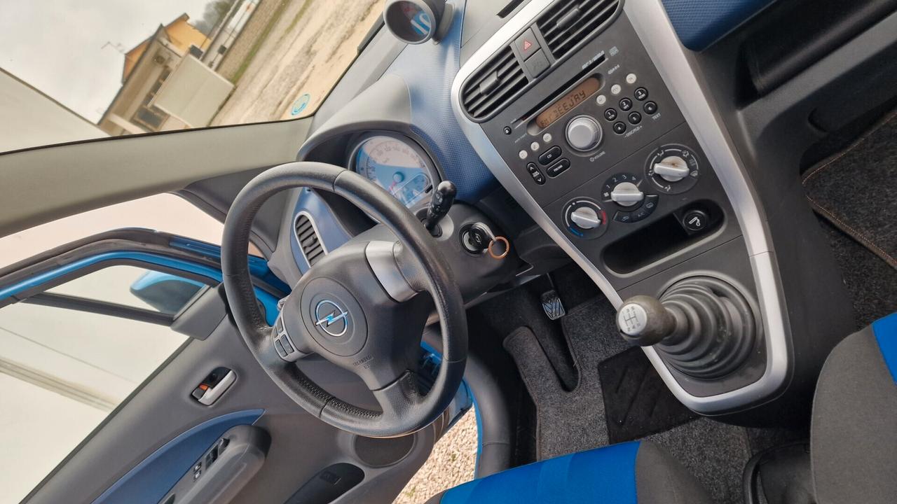 Opel Agila 1.2 16v ENJOY