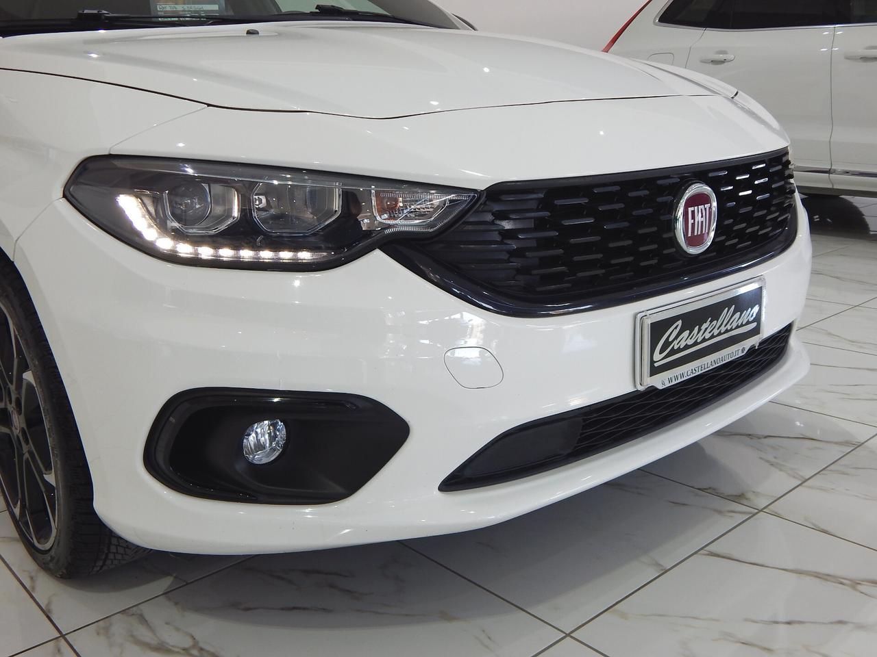 Fiat Tipo 1.6 mjt S-Design S&S 5 P. CARPLAY-PARK-RADAR-KAMERA