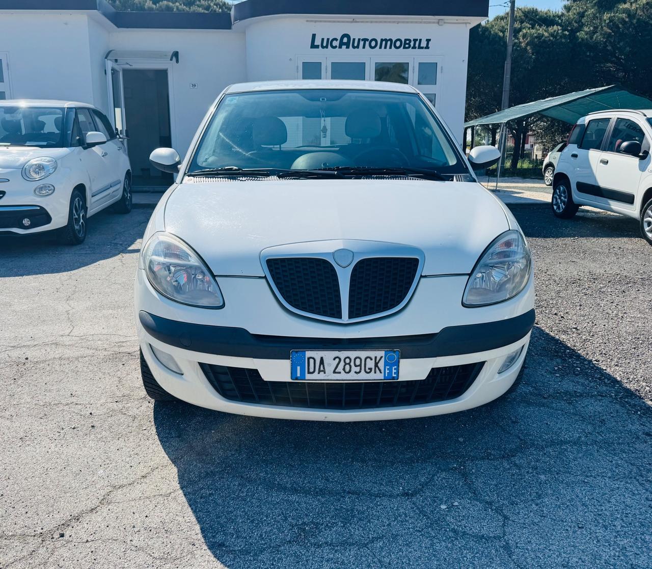 Lancia Ypsilon 1.3 Multijet 16V Momo Design