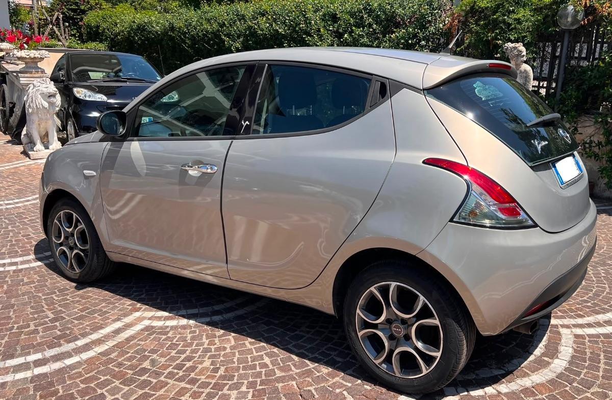 LANCIA Ypsilon 1.3 MJT 95 CV 5p. S&S Platinum