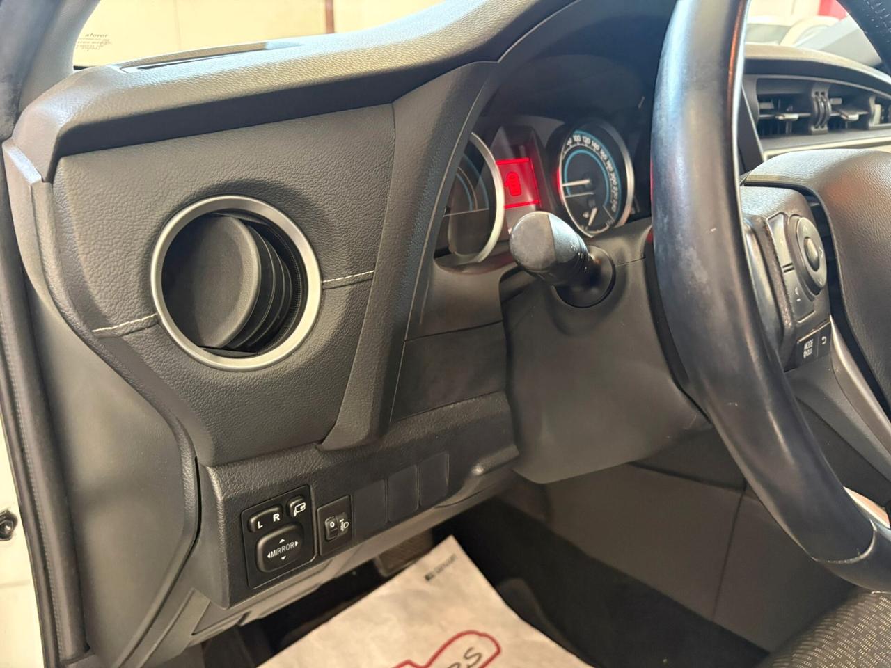 Toyota Auris Touring Sports 1.8 Hybrid Lounge