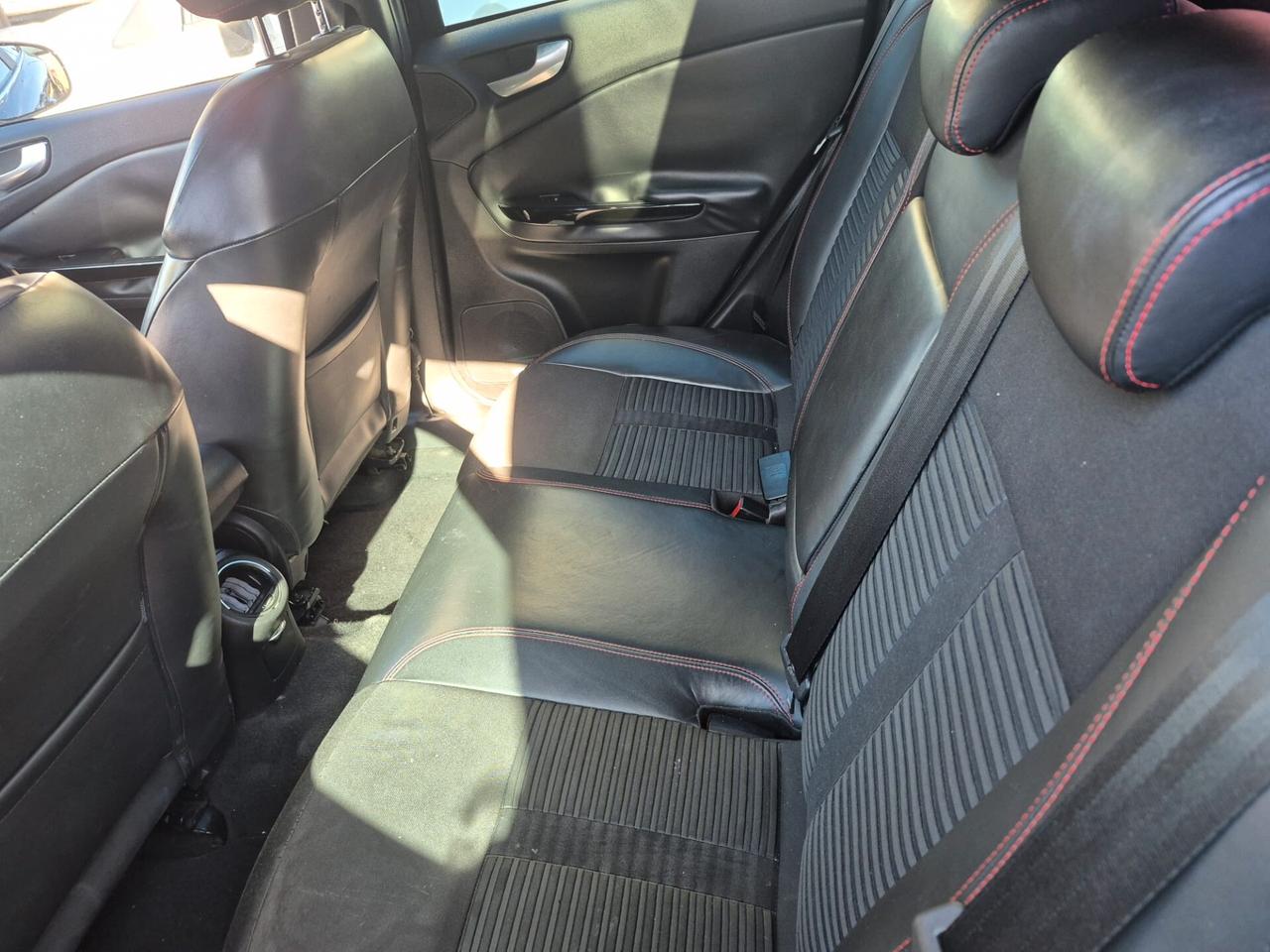 Alfa Romeo Giulietta 1.6 JTDm-2 105 CV Veloce