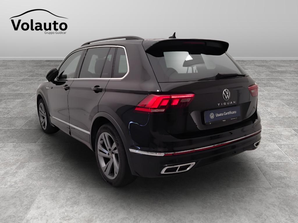 VOLKSWAGEN Tiguan II 2021 - Tiguan 2.0 tdi R-Line 150cv dsg