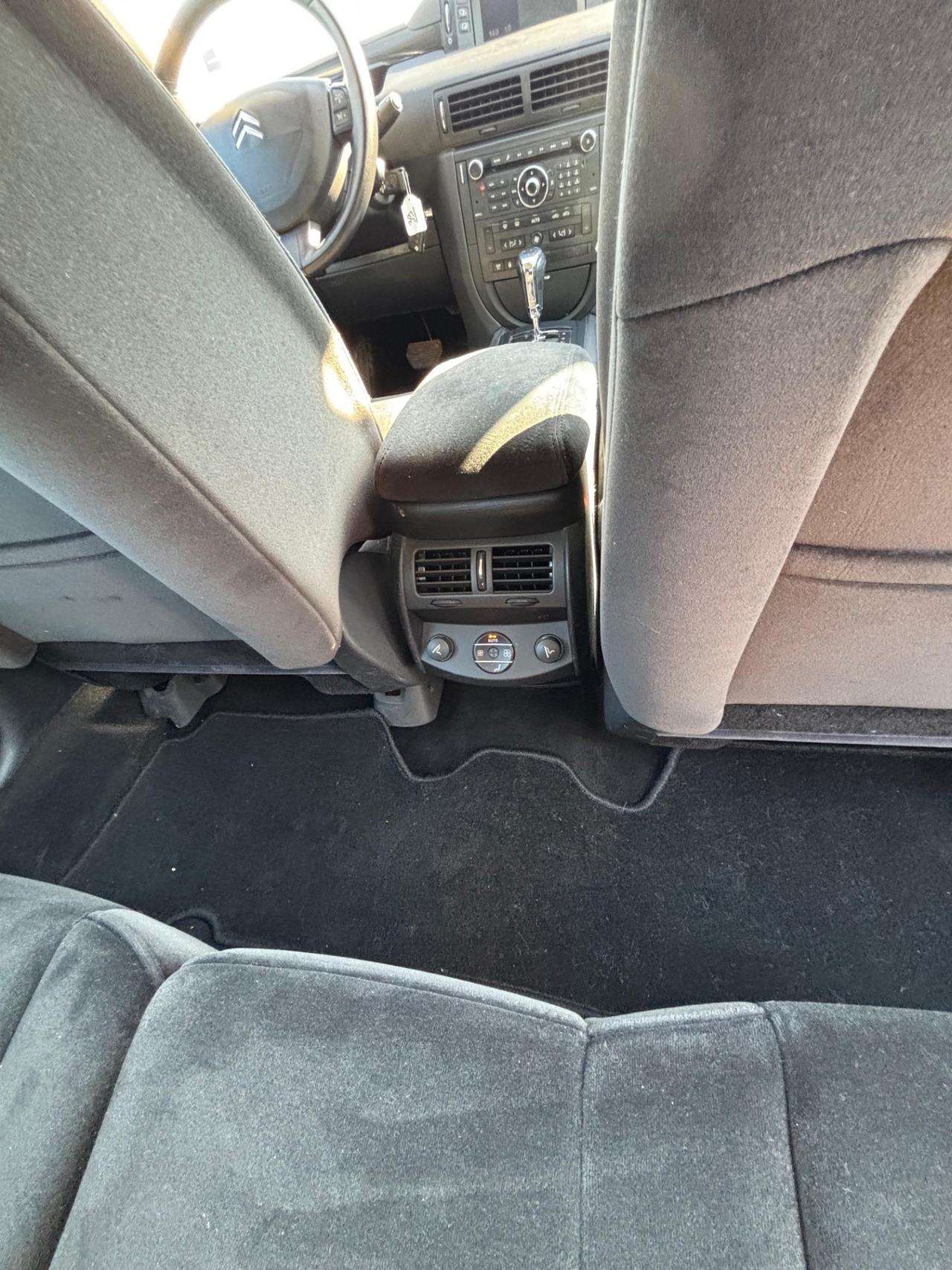 Citroen C6 2.7 B-T HDi FAP Exclusive