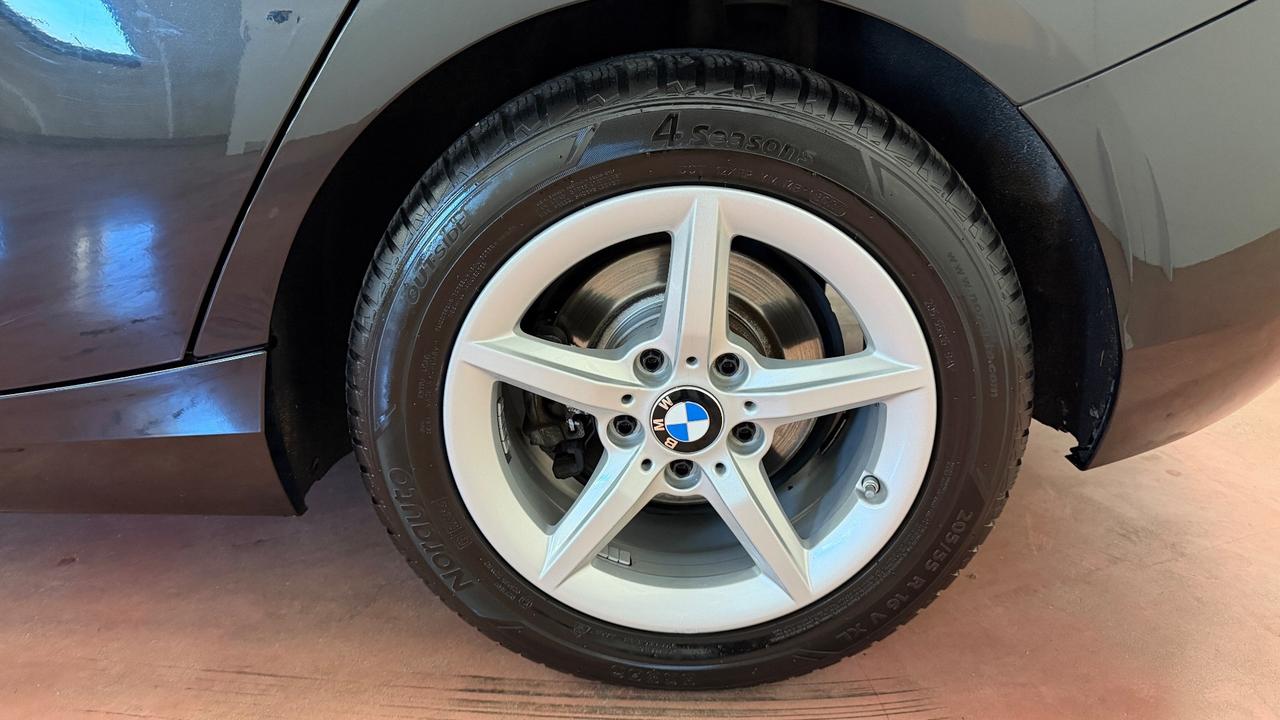 Bmw 116 116d 5p. Sport