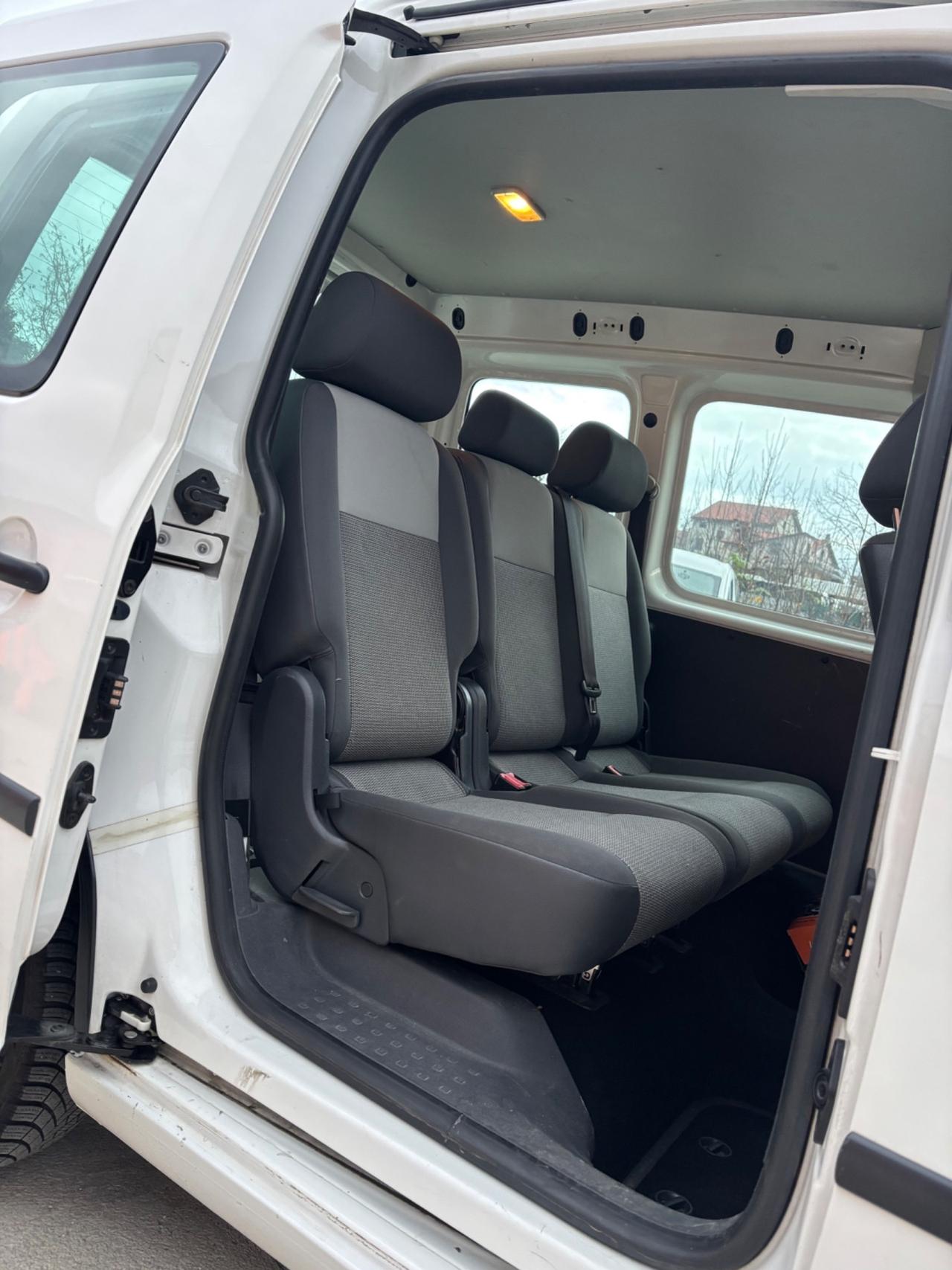 Volkswagen Caddy 1.6 TDI 102 CV 5p. Trendline