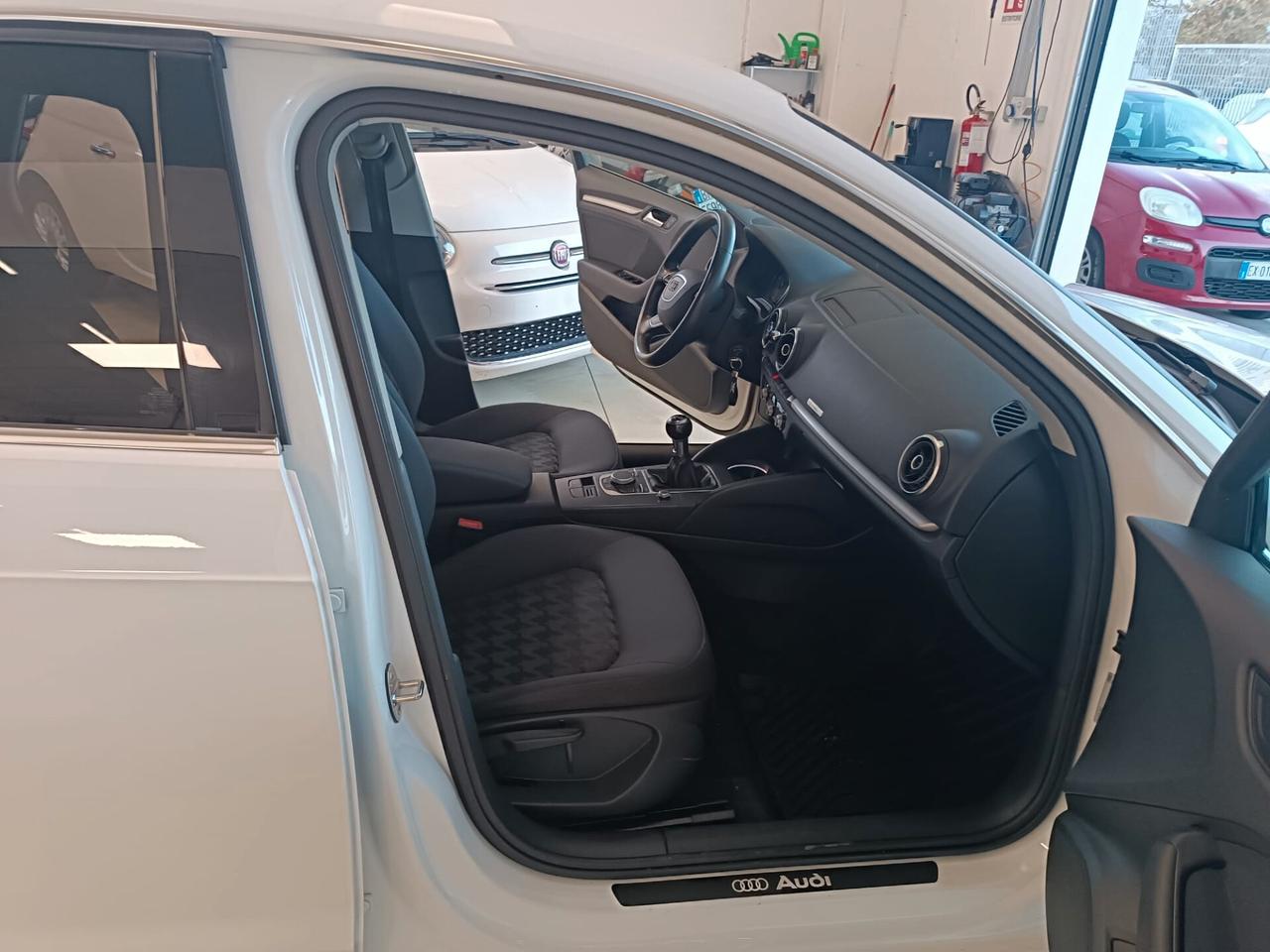 Audi A3 SPB 1.6 TDI clean diesel quattro edition