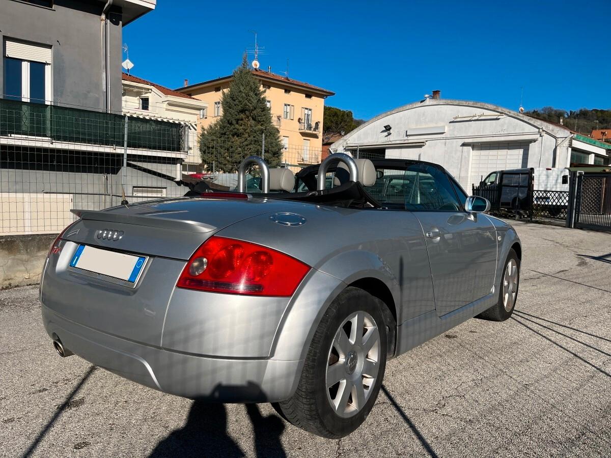 Audi TT Roadster 1.8 T 20V 179 CV cat