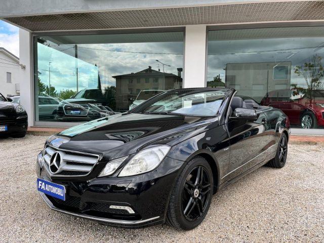 MERCEDES-BENZ E 200 CGI Cabrio BlueEFF. Avantgarde Autom. *TG MERCEDES