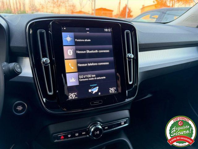 VOLVO XC40 T4 Recharge Plug-in Hybrid Inscription Expression