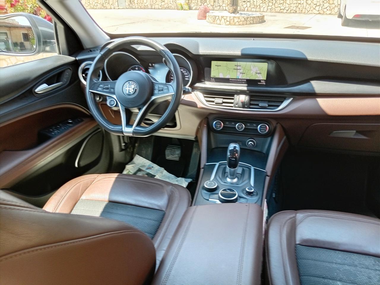 Alfa Romeo Stelvio 2.2JTDM 210 CV AT8 Q4 Executive FULL PELLE NAVI XENON