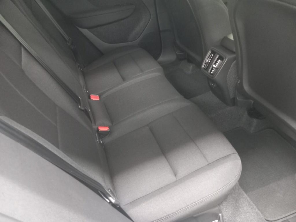 VOLVO XC40 2.0 b3 Essential auto
