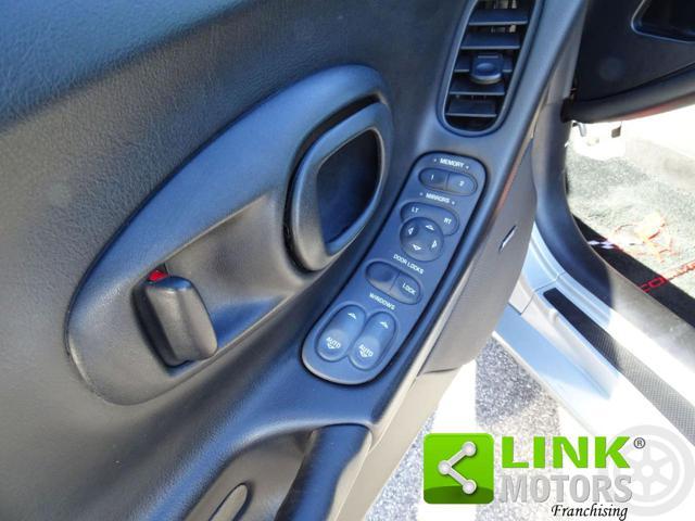 CHEVROLET Corvette C5 5.7 V8 Coupé